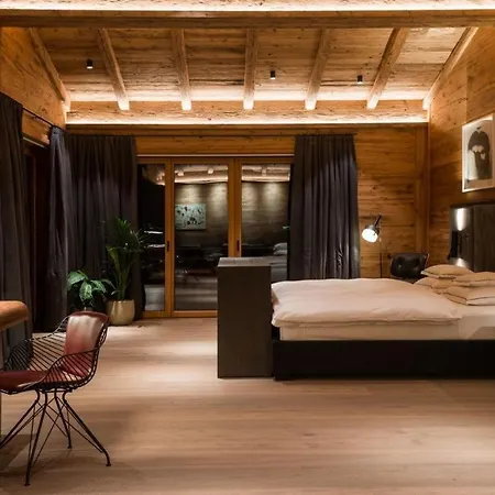 Villa Contact Us At What App - 0041-798-078-462 For Bookings! - Chalet In With 4 Bedroom *